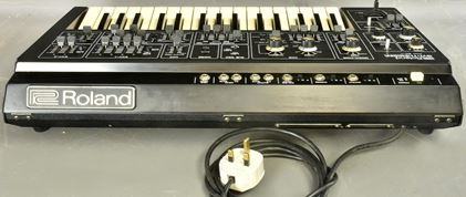 Roland-SH-1
